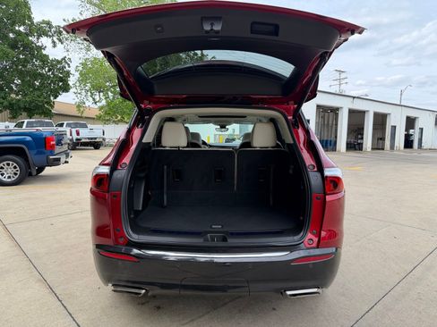 Used 2023 Buick Enclave Essence w/ Experience Buick Package AWD/4WD image 34