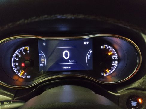 Used 2017 Jeep Grand Cherokee Limited w/ Trailer Tow Group IV image 23