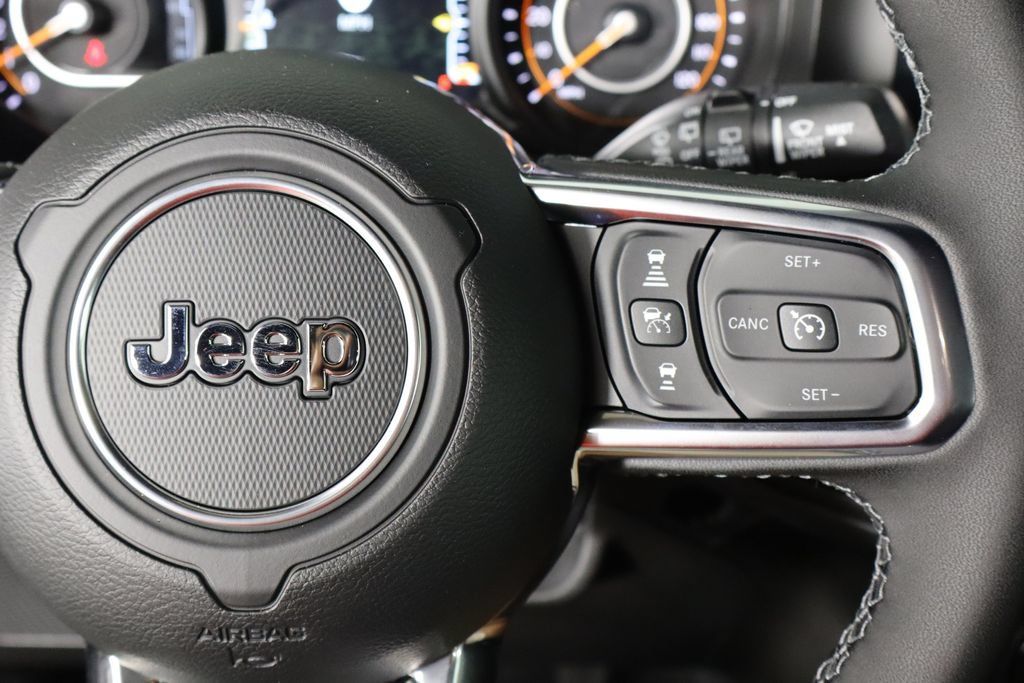New 2027 Jeep Wrangler Unlimited Sahara AWD/4WD image 10