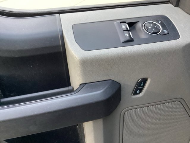 Used 2016 Ford F150 XL w/ Equipment Group 101A Mid RWD image 19