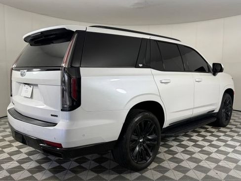 Used 2021 Cadillac Escalade Sport Platinum w/ Heavy-Duty Trailer Package AWD/4WD image 8