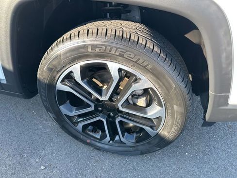 Used 2022 Jeep Compass Limited image 7