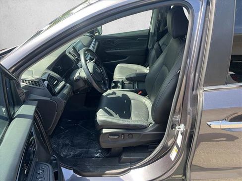 Used 2024 Honda Odyssey Touring image 13