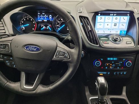 Used 2019 Ford Escape Titanium image 22