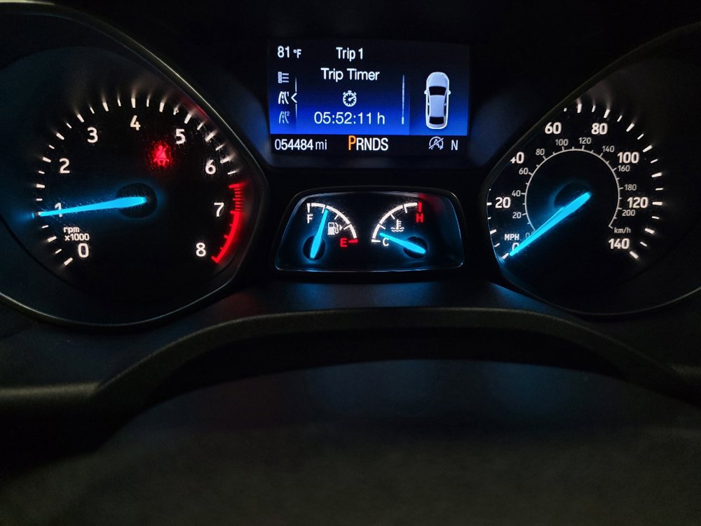 Used 2017 Ford Escape SE w/ SE Cold Weather Package AWD/4WD image 23