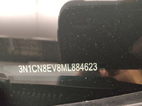 Used 2021 Nissan Versa SV FWD image 33