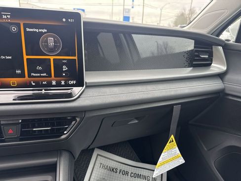 New 2026 Volkswagen Tiguan SE AWD/4WD image 13