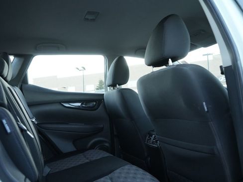 Used 2020 Nissan Rogue Sport SV w/ All-Weather Package image 14