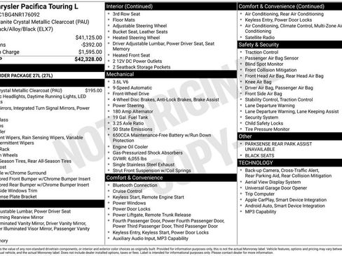 Used 2022 Chrysler Pacifica Touring-L FWD image 2