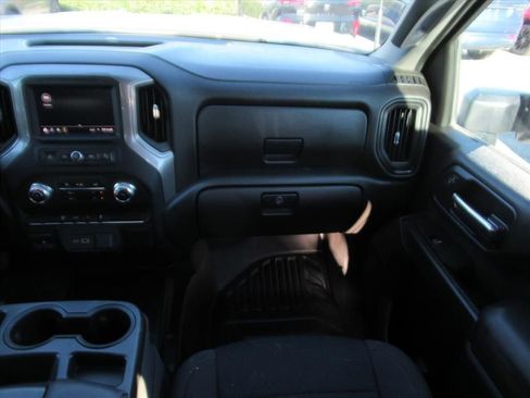 Used 2023 GMC Sierra 3500 Pro w/ Convenience Package image 14