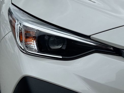 Certified 2024 Subaru Crosstrek 2.0i Premium AWD/4WD image 37