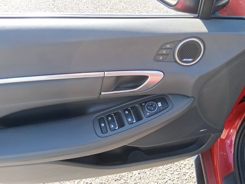 Used 2021 Hyundai Sonata Limited FWD image 9