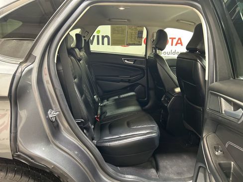 Used 2024 Ford Edge Titanium image 16