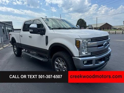 Used 2018 Ford F250 Lariat w/ Chrome Package AWD/4WD image 2