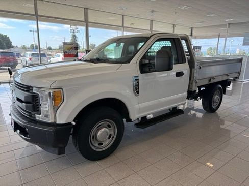 Used 2017 Ford F250 XL RWD image 6