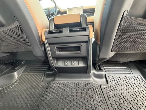 Certified 2025 Land Rover Defender 110 S AWD/4WD image 17