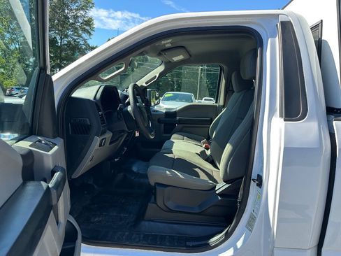 Used 2019 Ford F150 XL w/ Trailer Tow Package RWD image 9