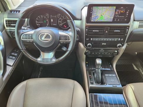 Used 2022 Lexus GX 460 Premium w/ Premium Plus Package AWD/4WD image 27