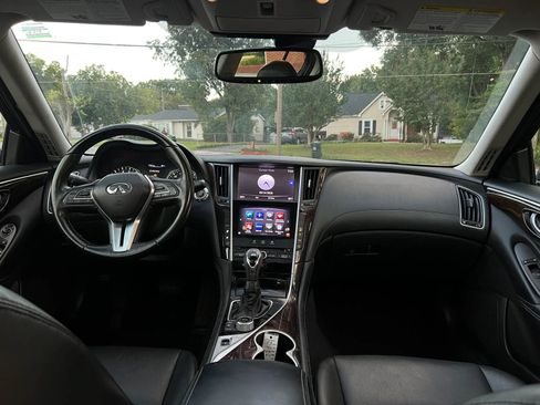 Used 2018 INFINITI Q50 Luxe AWD/4WD image 14