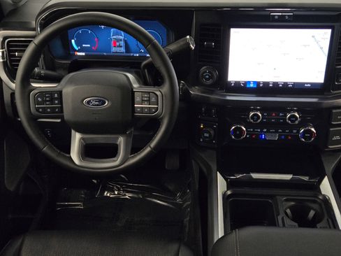 Used 2025 Ford F250 Lariat w/ Lariat Ultimate Package AWD/4WD image 27