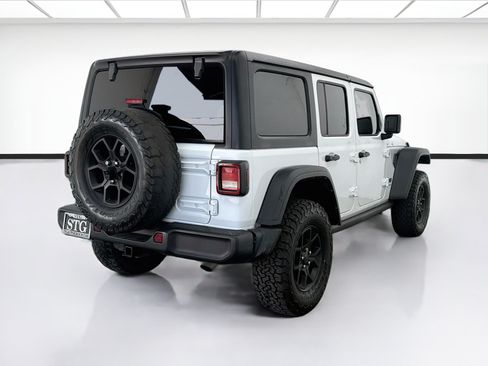 Used 2024 Jeep Wrangler Unlimited AWD/4WD image 4