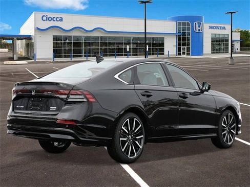 New 2026 Honda Accord Touring image 5