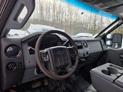 Used 2012 Ford F450 XL w/ XL Value Pkg image 25