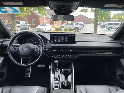 Used 2023 Honda Accord Sport image 16