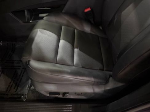 Certified 2025 Nissan Rogue SV w/ SV Premium Package FWD image 12
