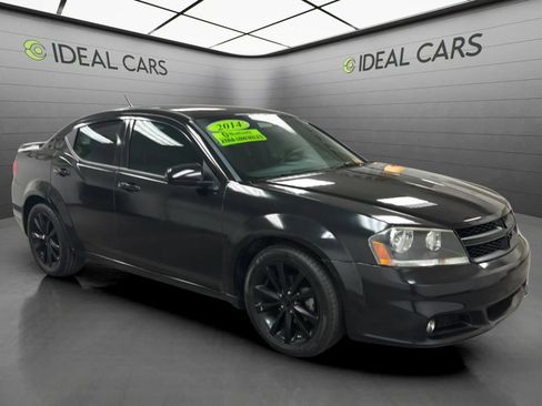 Used 2014 Dodge Avenger SXT w/ Blacktop Package FWD image 3