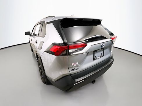 Used 2024 Toyota RAV4 XLE w/ Convenience Package image 8