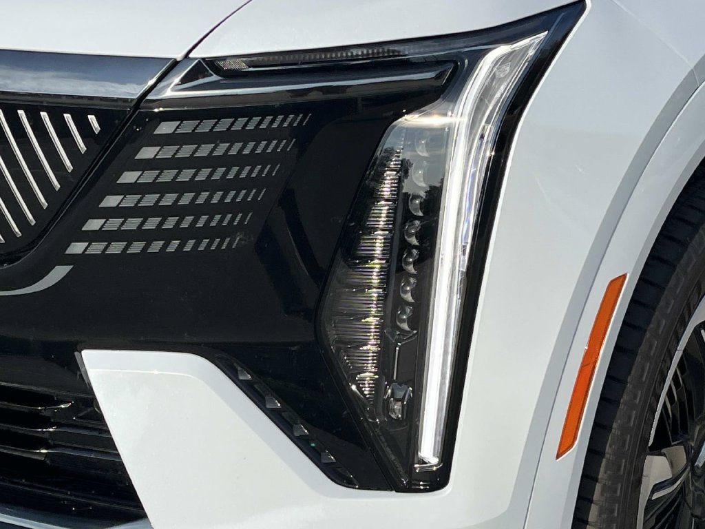 Certified 2026 Cadillac Escalade IQ Sport 2 AWD/4WD image 9