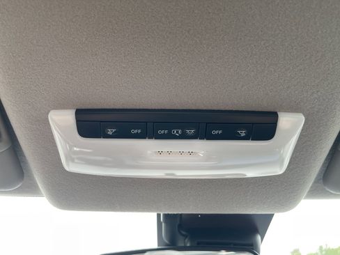 New 2025 Nissan Versa SV w/ Trunk Package image 18