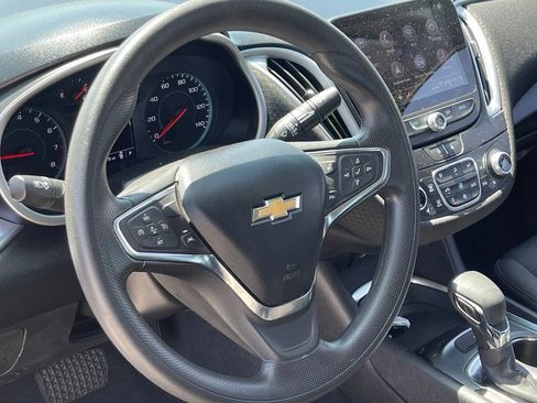 Used 2023 Chevrolet Malibu LT FWD image 6