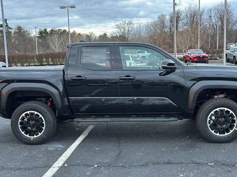 New 2026 Toyota Tacoma TRD Off-Road w/ TRD Off Road Premium Package image 32