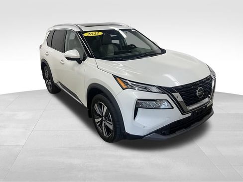 Used 2021 Nissan Rogue SL w/ Premium Package AWD/4WD image 2