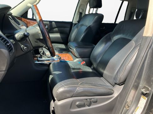 Used 2018 INFINITI QX80 4WD w/ Driver Assistance Package image 11