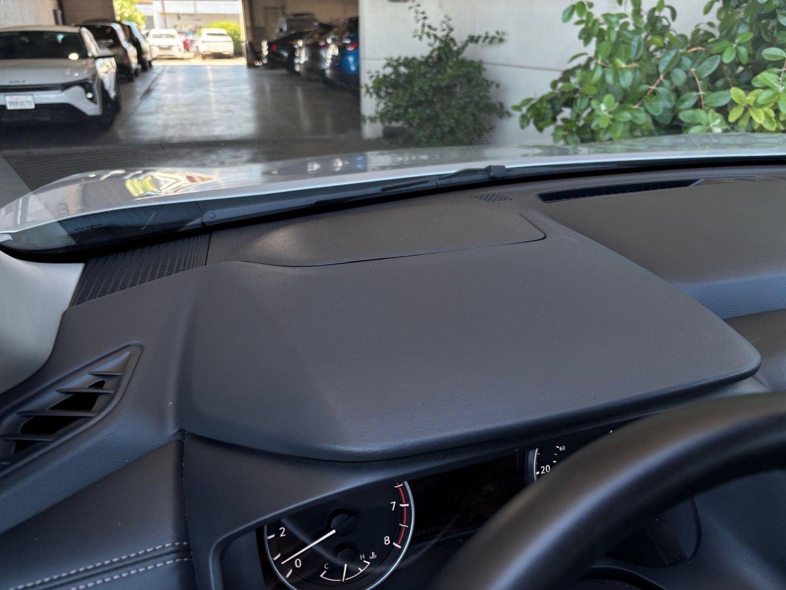 Used 2025 Nissan Rogue SV FWD image 35