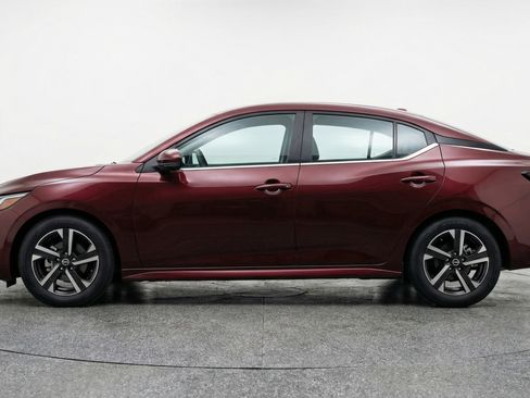 Used 2025 Nissan Sentra SV FWD image 5