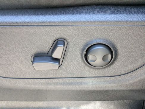 New 2026 RAM 1500 Big Horn AWD/4WD image 20