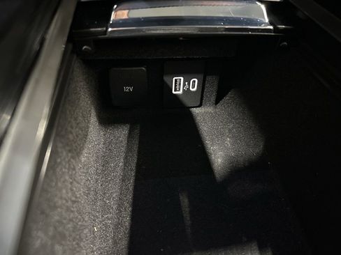 Used 2022 Lincoln Corsair AWD w/ Equipment Group 101A image 19