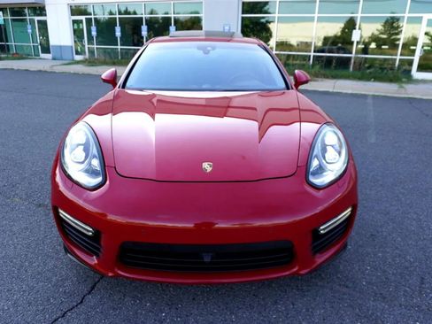 Used 2014 Porsche Panamera GTS image 2