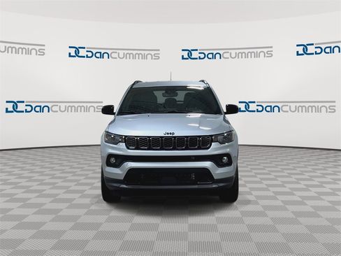 New 2026 Jeep Compass Latitude image 3