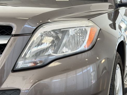 Used 2014 Mercedes-Benz GLK 350 4MATIC image 11