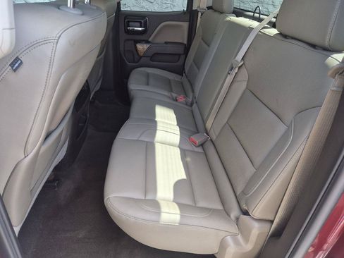 Used 2014 GMC Sierra 1500 SLT w/ SLT Preferred Package AWD/4WD image 18