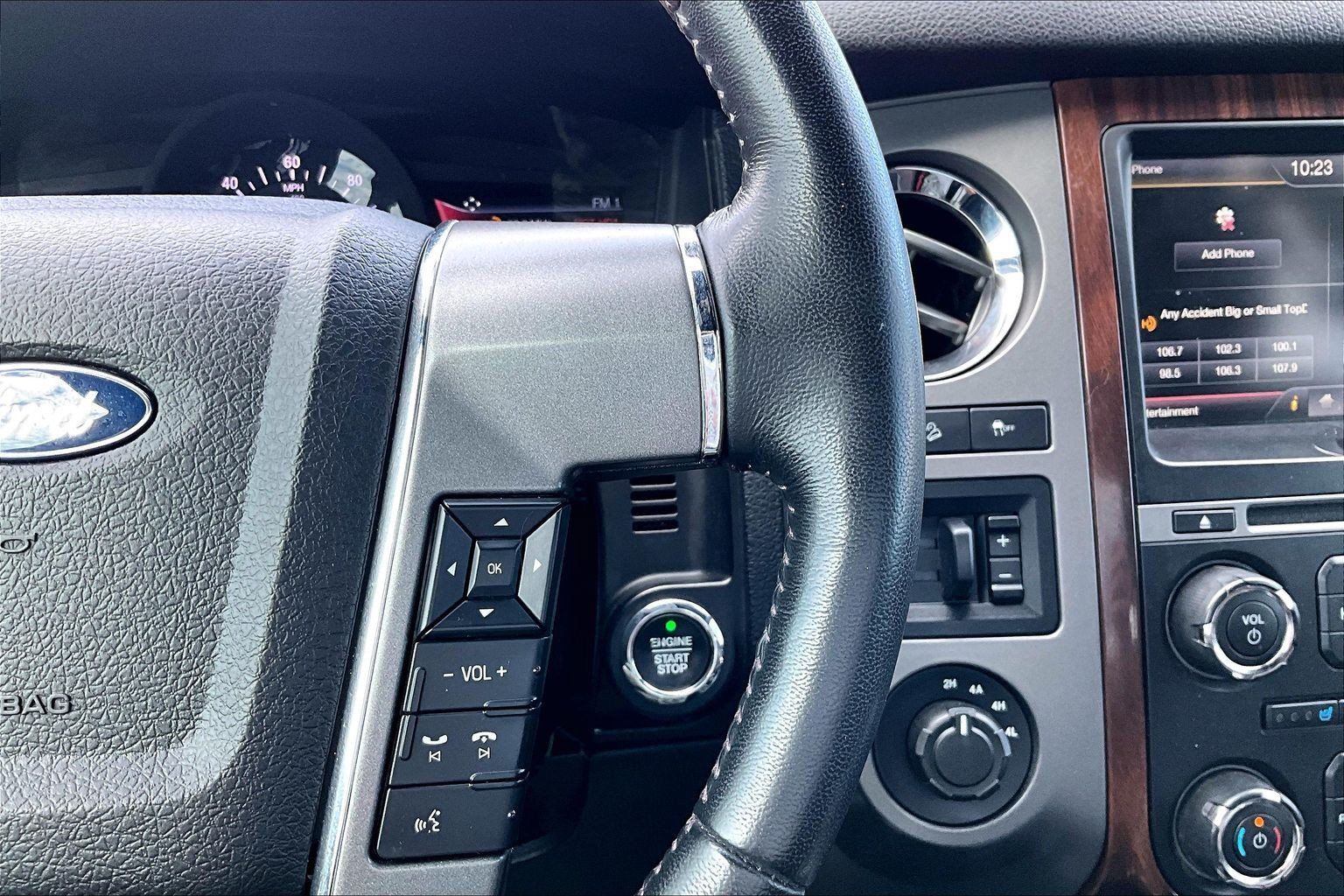 Used 2015 Ford Expedition Platinum AWD/4WD image 19