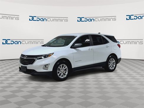 Used 2020 Chevrolet Equinox LS image 5