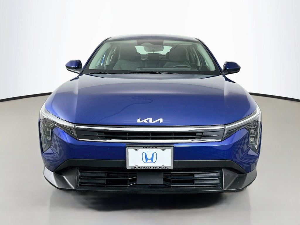 Used 2025 Kia K4 FWD image 2