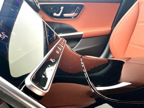 Certified 2026 Mercedes-Benz C 300 4MATIC Sedan image 34