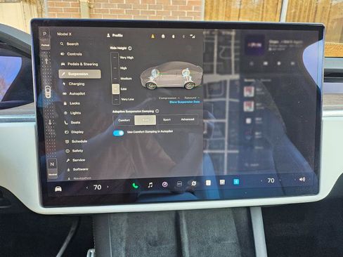 Used 2022 Tesla Model X Plaid image 46